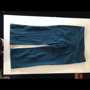 Lululemon Cropped Leggings